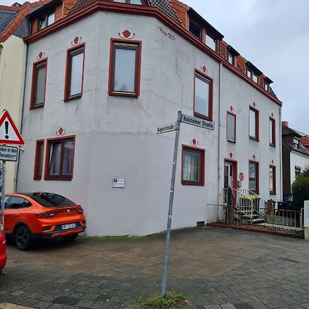 Unique: Geraeumig - Bhf-Nah - Parkplatz - Netflix Lägenhet BRE Exteriör bild